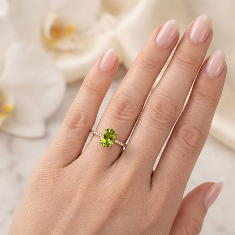 Briliantový prsteň zo žltého zlata s peridotom – Obrázok 3